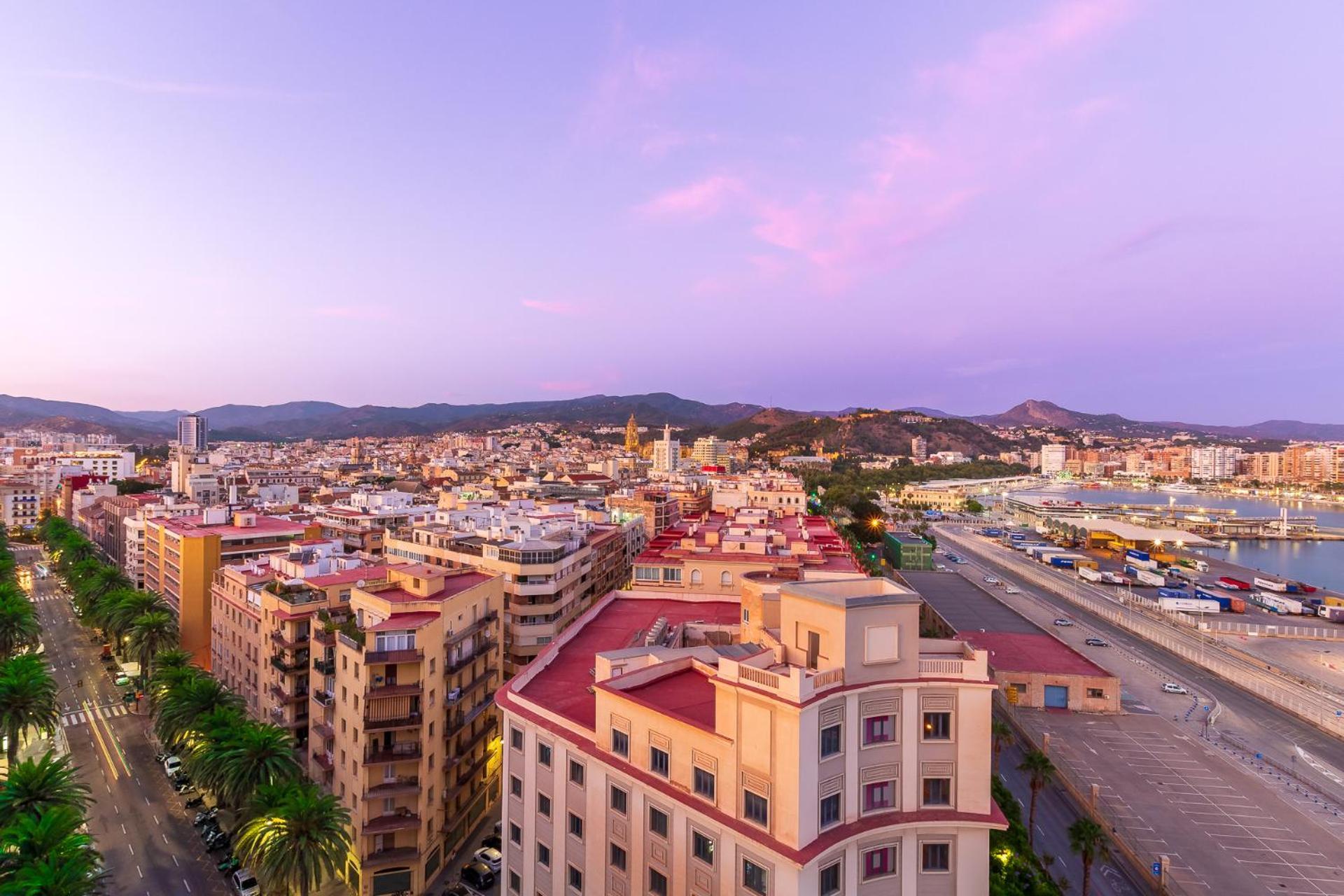 Apt Alameda De Colon Solo Familias Málaga Exterior foto
