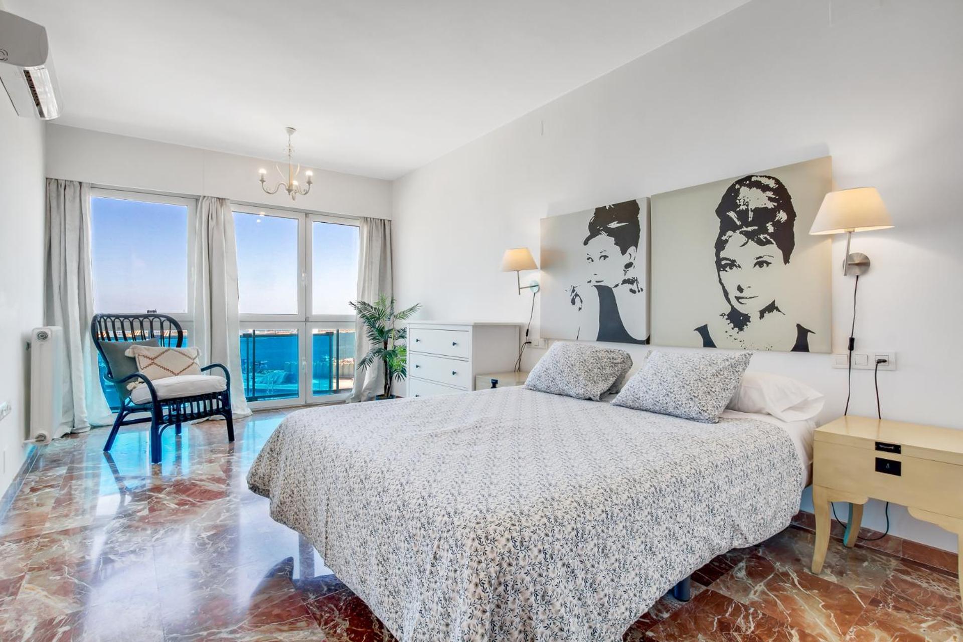 Apt Alameda De Colon Solo Familias Málaga Exterior foto